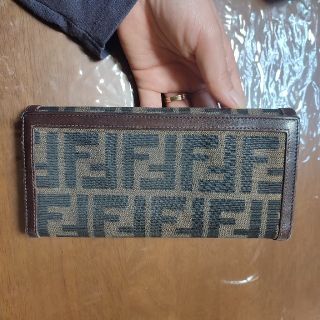 フェンディ(FENDI)のFENDI長財布(長財布)