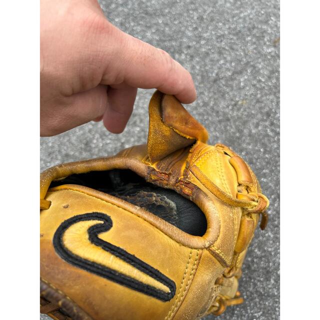 NIKE(ナイキ)の野球グローブ　軟式　投手用　NIKE スポーツ/アウトドアの野球(グローブ)の商品写真