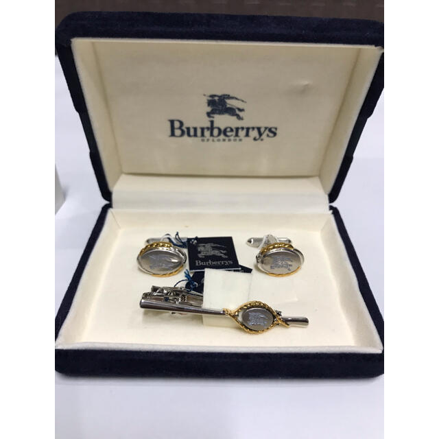 BURBERRY(バーバリー)のRR402 バーバリー　カフス　タイピン　セット メンズのファッション小物(ネクタイピン)の商品写真