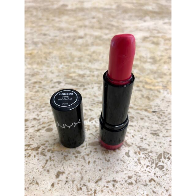 NYX(エヌワイエックス)のNYX Professional Makeup エクストラ クリーミー ラウン… コスメ/美容のベースメイク/化粧品(口紅)の商品写真