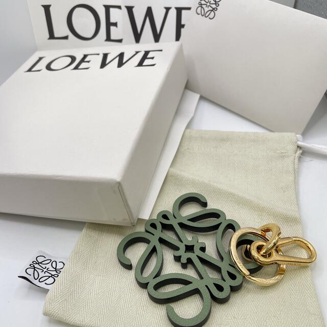 LOEWE ロエベ　アナグラム　チャーム　キーホルダー