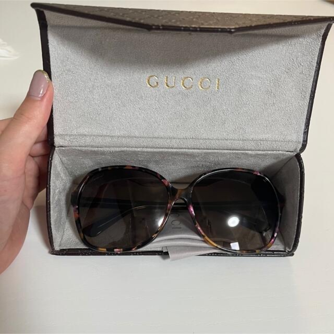 Gucci(グッチ)のGUCCI サングラス レディースのファッション小物(サングラス/メガネ)の商品写真