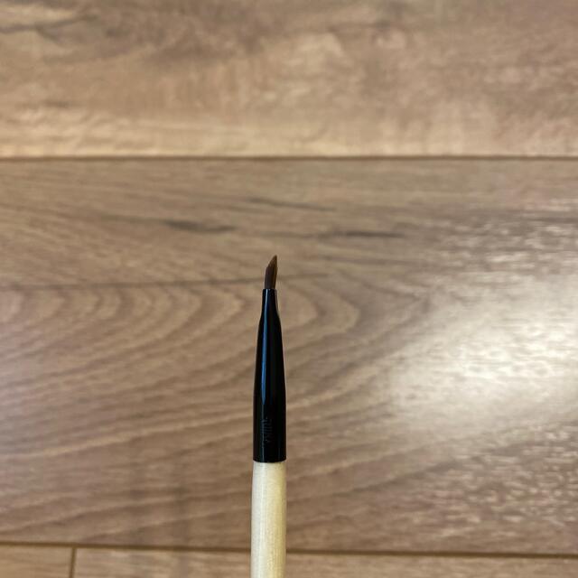 BOBBI BROWN(ボビイブラウン)のBOBBI BROWN アイライナーブラシ コスメ/美容のメイク道具/ケアグッズ(ブラシ・チップ)の商品写真