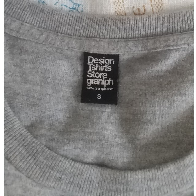 Design Tshirts Store graniph(グラニフ)の最終値下900円→750円　グラニフ　Tシャツ レディースのトップス(Tシャツ(半袖/袖なし))の商品写真