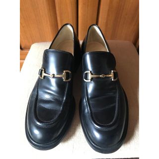 グッチ(Gucci)のGucci ローファー　黒　371/2  先着で袋付(ローファー/革靴)