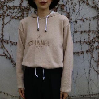 シャネル パーカーの通販 300点以上 | CHANELを買うならラクマ