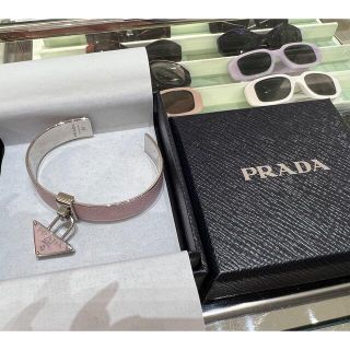 プラダ(PRADA)のプラダ　新品未使用　ブレスレット(ブレスレット)