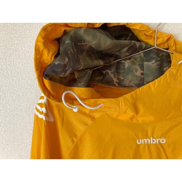 UMBRO(アンブロ)のアンブロ　アノラック　ウィンブレ メンズのジャケット/アウター(ナイロンジャケット)の商品写真