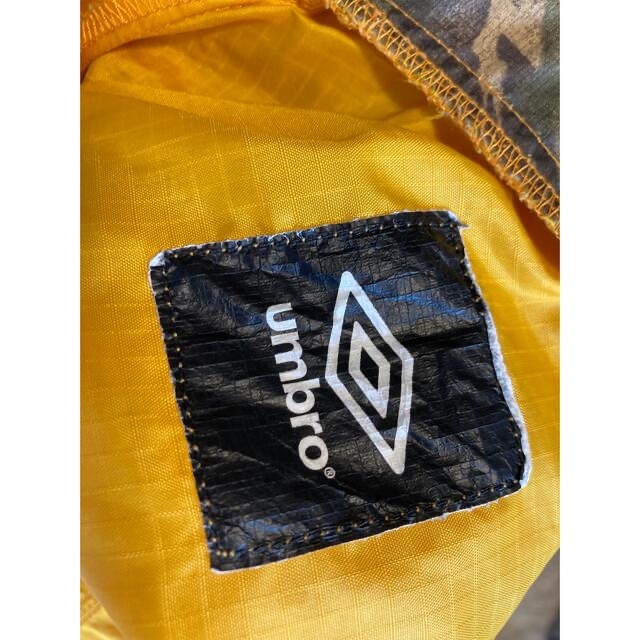 UMBRO(アンブロ)のアンブロ　アノラック　ウィンブレ メンズのジャケット/アウター(ナイロンジャケット)の商品写真
