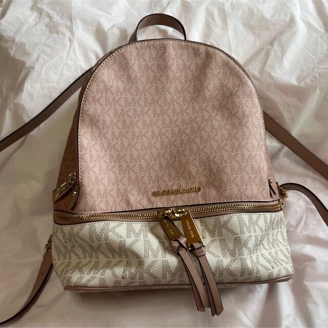 仕入値引 MICHAEL KORS リュック ピンク | villamontine.com