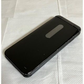 キョウセラ(京セラ)のKYOCERA au GRATINA 4G  KYF31 SIMロック解除(携帯電話本体)