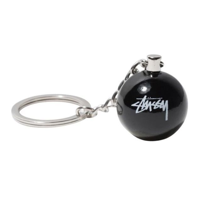 STUSSY - 正規品 新品 入手困難 stussy 8ボール キーホルダー ...