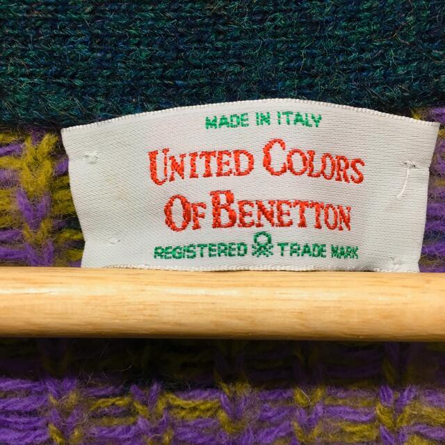 BENETTON(ベネトン)のBENETTON ベネトン　花柄ニットカーディガン　M レディースのトップス(ニット/セーター)の商品写真