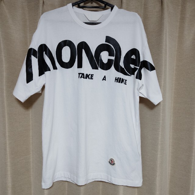 はあります MONCLER - 美品 国内正規品 モンクレール Tシャツ 白 Mサイズ 半袖 ジーニアスの しにして - theskinfit.com