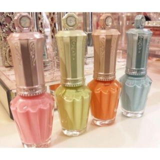 ジルスチュアート(JILLSTUART)のお値下げ✨ジルスチュアート💅ネオンパステルネイルズ💅限定4色セット(マニキュア)