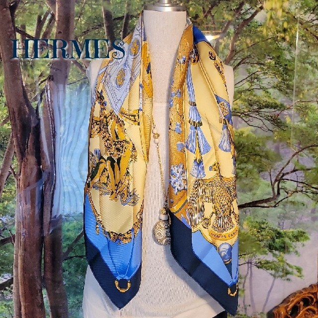 美品】HERMES エルメス カレ 90 スカーフ シルク 天体と太陽 レディーススカーフ
