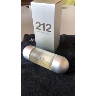 キャロライナヘレナ(CAROLINA HERRERA)の212  オードパルファム　30㎖(ユニセックス)