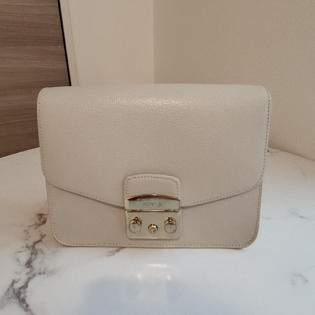 【激安大特価！】 Furla - 【FURLA】トートバッグ トートバッグ - www.proviasnac.gob.pe