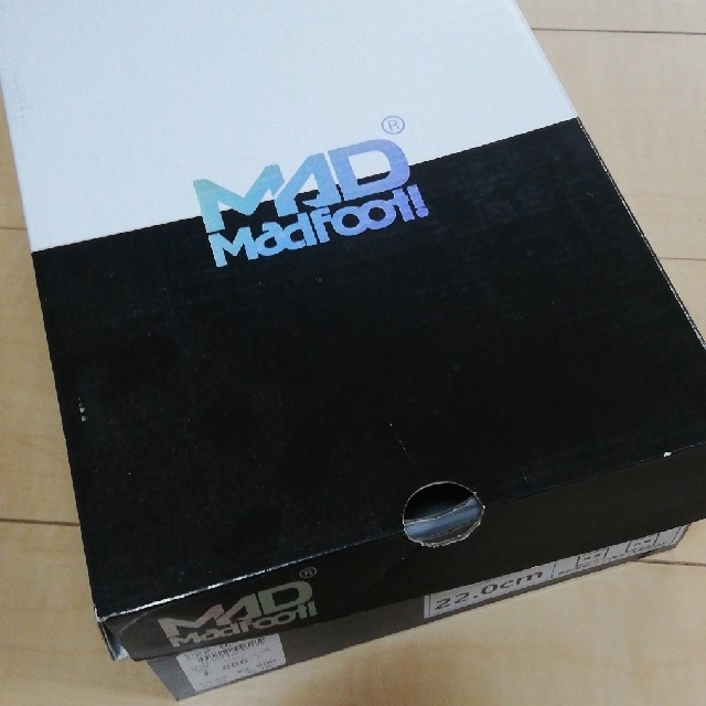 MADFOOT!(マッドフット)の【22cm】ダイヤル式スニーカー キッズ/ベビー/マタニティのキッズ靴/シューズ(15cm~)(スニーカー)の商品写真