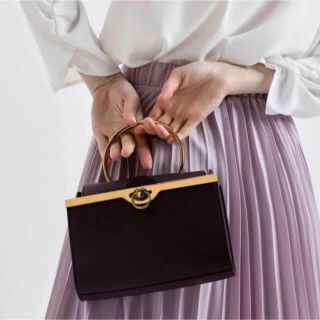 チャールズアンドキース(Charles and Keith)のCharles & Keith ショルダーバッグ(ショルダーバッグ)