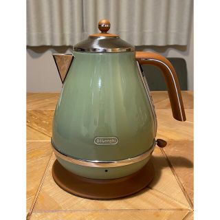 デロンギ(DeLonghi)のデロンギ ケトル グリーン(電気ケトル)