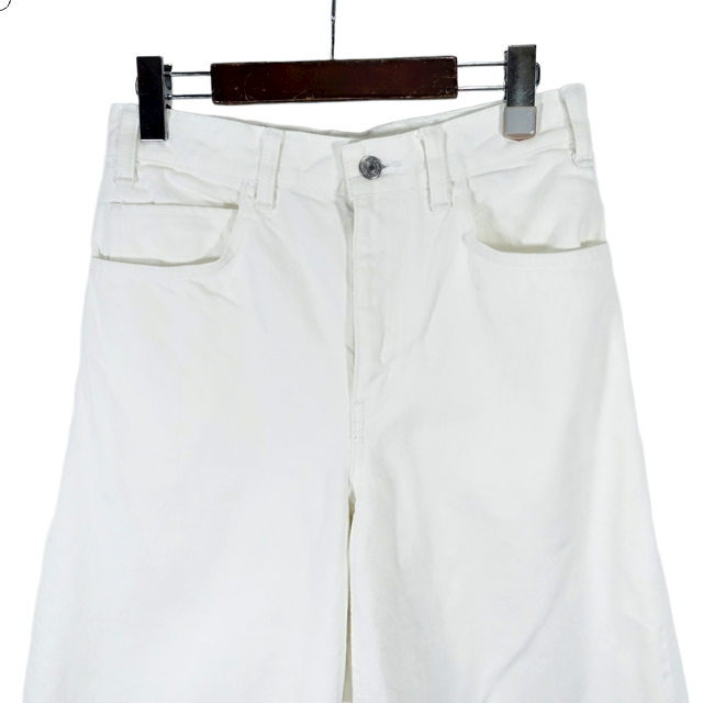 celine(セリーヌ)のCELINE White Elephant Jeans メンズのパンツ(デニム/ジーンズ)の商品写真