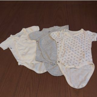 プチバトー(PETIT BATEAU)の【お値下げ中】PETIT BATEAU　新生児　肌着3枚　プチバトー(肌着/下着)