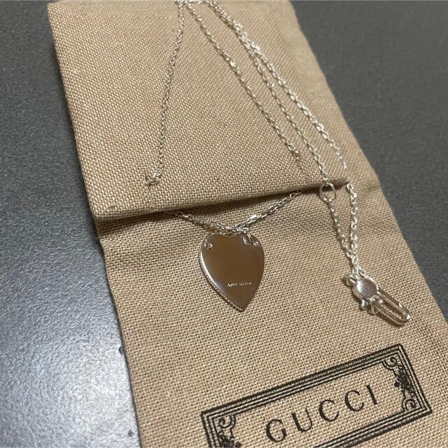 Gucci(グッチ)の【美品】GUCCI トレードマーク ハート付 ネックレス　正規品 箱 保存袋付き レディースのアクセサリー(ネックレス)の商品写真