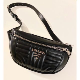 プラダ(PRADA)の美品　プラダ　ウエストポーチ  カーフレザー ボディバッグ2WAY(ボディバッグ/ウエストポーチ)