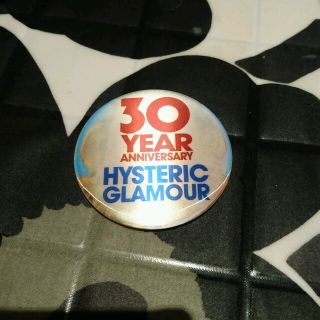 ヒステリックグラマー(HYSTERIC GLAMOUR)のヒステリックグラマー 非売品缶バッジ(バッジ/ピンバッジ)