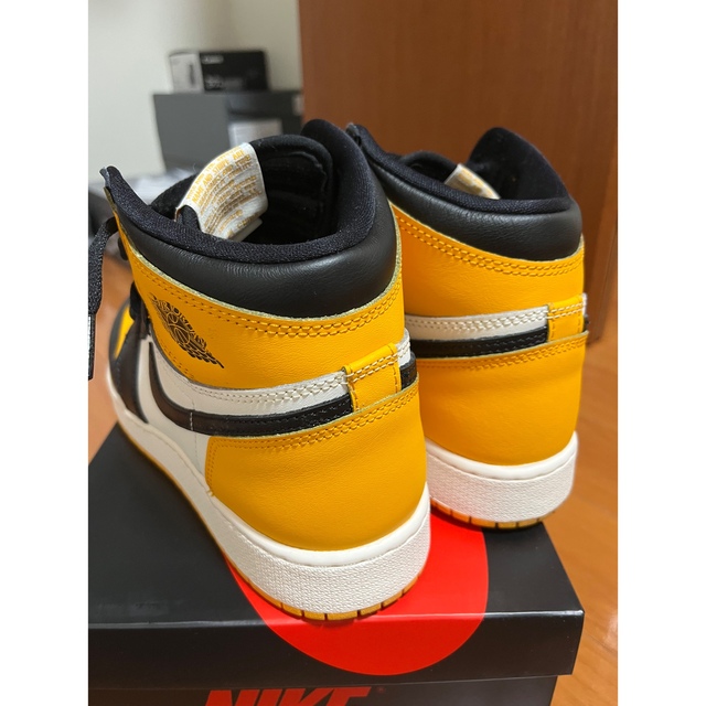 NIKE(ナイキ)のNike Air Jordan 1 レトロHigh OG "Taxi"　ボーイズ メンズの靴/シューズ(スニーカー)の商品写真