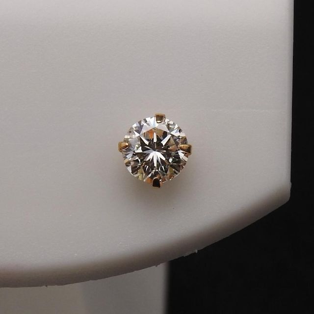 美品 K18YG ピアス D0.257/0.262ct J/E-I1-G 中宝ソ ファッション