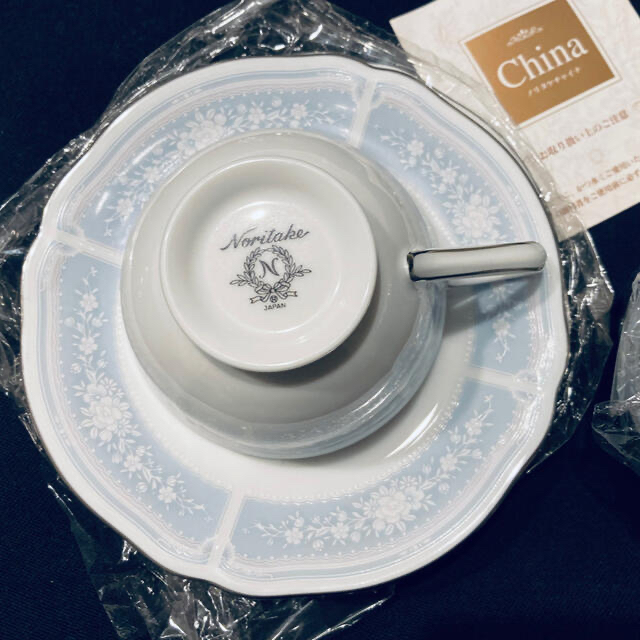 Noritake(ノリタケ)の【未使用】ノリタケ　カップ＆ソーサー　2客セット インテリア/住まい/日用品のキッチン/食器(食器)の商品写真