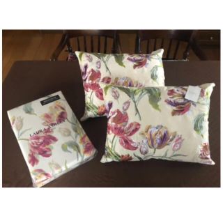 ローラアシュレイ クッションの通販 100点以上 | LAURA ASHLEYの ローラアシュレイ クッションの通販 100点以上 | LAURA ASHLEYの