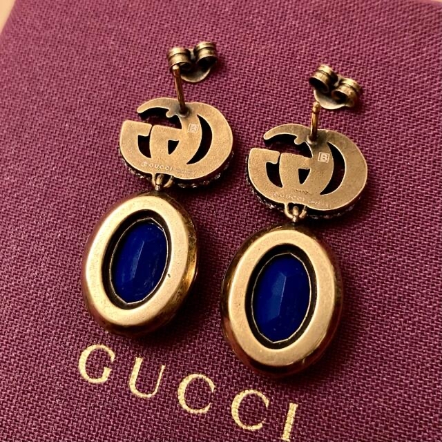 Gucci(グッチ)のGUCCI ブルークリスタルピアス ジミン着用 両耳 レディースのアクセサリー(ピアス)の商品写真