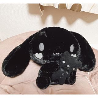 サンリオ(サンリオ)のブラックシナモン　ぬいぐるみ(ぬいぐるみ)