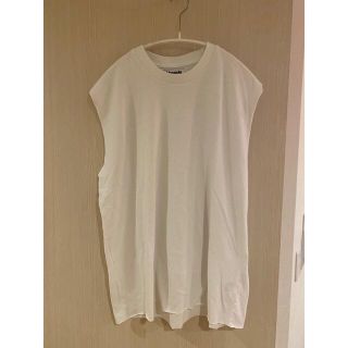 コモリ(COMOLI)の新品未使用 Upcycle ノースリーブシャツ L 白 メイデンカンパニーで購入(Tシャツ(半袖/袖なし))