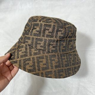 フェンディ ハットの通販 89点 | FENDIを買うならラクマ フェンディ ハットの通販 89点 | FENDIを買うならラクマ