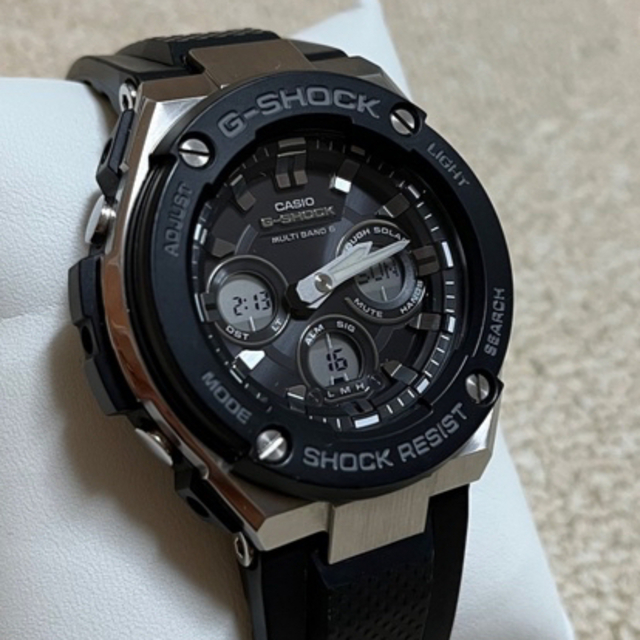 G-SHOCK(ジーショック)の【最終】CASIO G-SHOCK G-STEEL GST-W300-1AJF メンズの時計(腕時計(アナログ))の商品写真