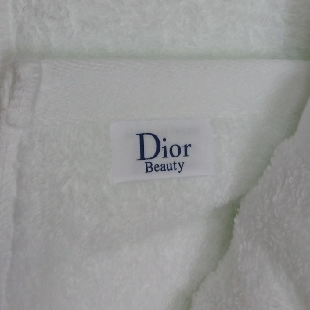 Dior(ディオール)のタオル  ブランドバスタオル  ノベルティータオル インテリア/住まい/日用品の日用品/生活雑貨/旅行(タオル/バス用品)の商品写真