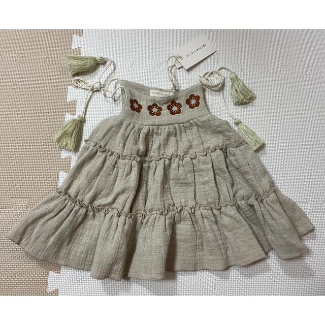 こども ビームス(コドモビームス)の son and daughter ワンピース　新品未使用 キッズ/ベビー/マタニティのキッズ服女の子用(90cm~)(ワンピース)の商品写真