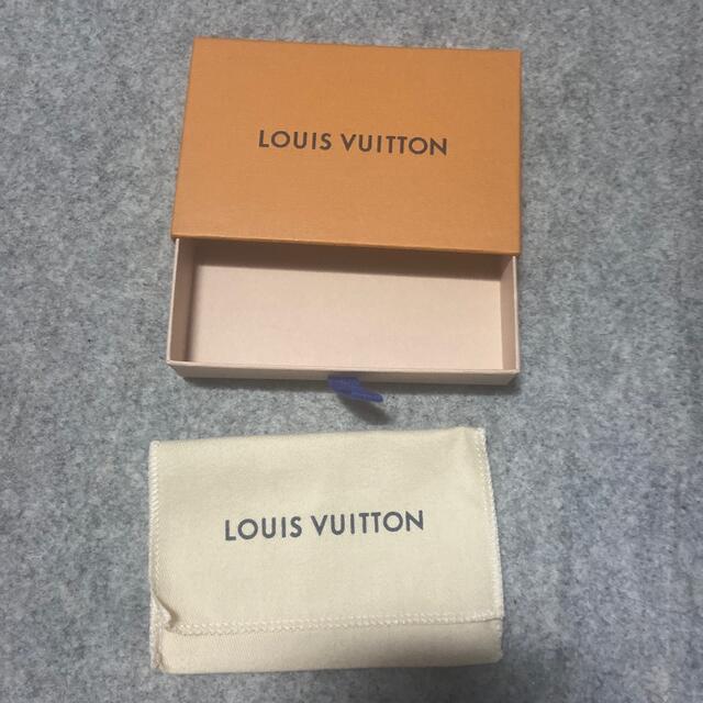 LOUIS VUITTON　箱と布袋　ショップ袋 レディースのバッグ(ショップ袋)の商品写真