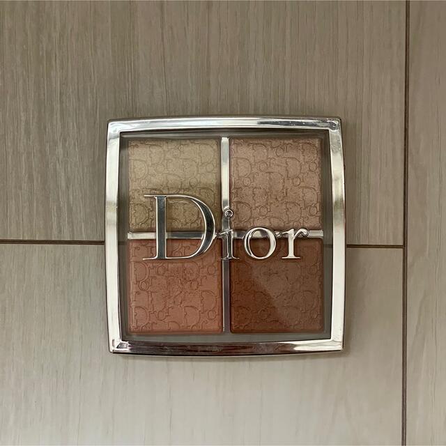 Dior ディオール バックステージ フェイス グロウ パレット 002