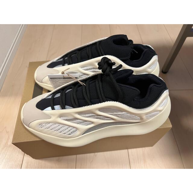 adidas yeezy 700v3 アザエル