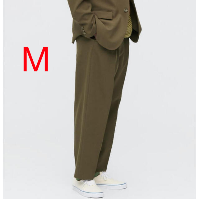 UNIQLO(ユニクロ)のユニクロ　マルニ　ワイドフィットタックパンツ　M メンズのパンツ(スラックス)の商品写真