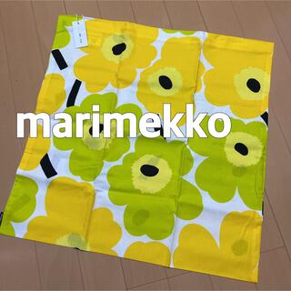 マリメッコ(marimekko)の【新品タグ付】marimekko マリメッコ　クッションカバー　50×50(クッションカバー)