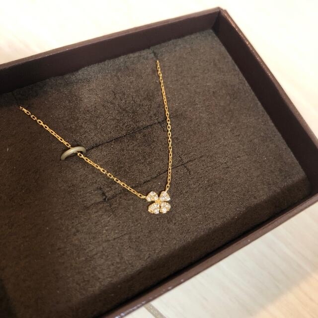 即納&大特価】 agete クローバーネックレス アガット k18 - ネックレス