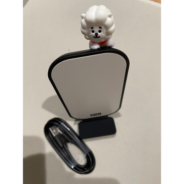 BT21(ビーティーイシビル)のBT21 RJ ワイヤレス充電スタンド  BTS ジン キムソクジン エンタメ/ホビーのタレントグッズ(アイドルグッズ)の商品写真