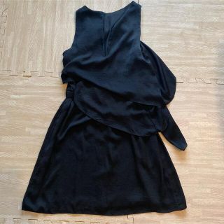 ザラ(ZARA)のZARA BASIC 【Mサイズ】(シャツ/ブラウス(半袖/袖なし))