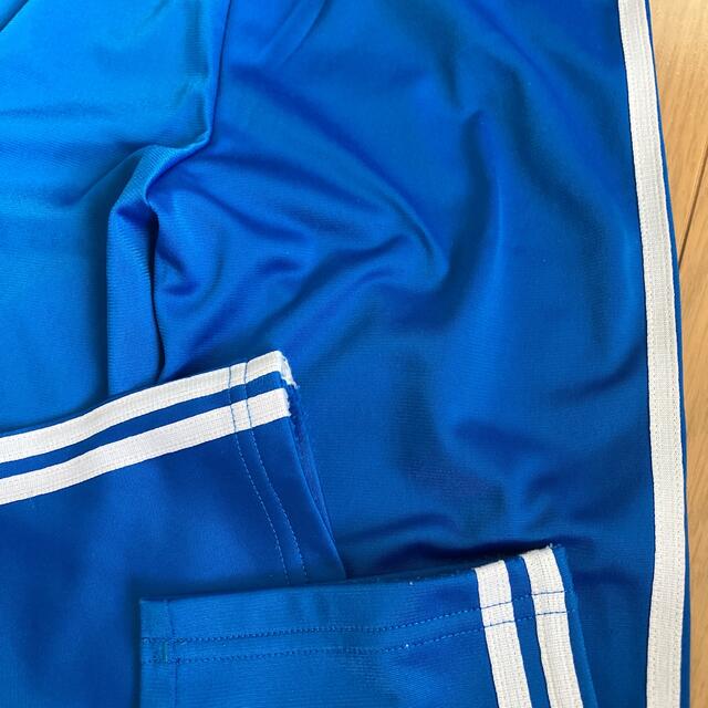 adidas(アディダス)のadidasアディダスジャージ上下セットキッズジュニア青 キッズ/ベビー/マタニティのキッズ服男の子用(90cm~)(その他)の商品写真